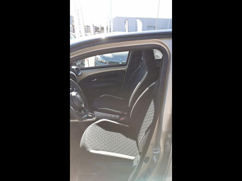 Photo 8 de l’annonce de TOYOTA Aygo X d’occasion à vendre à ARLES