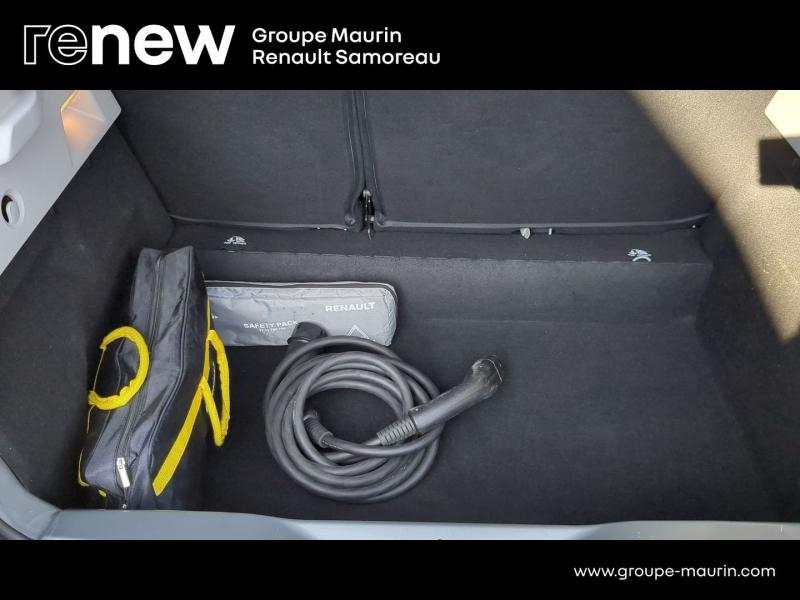 Photo 9 de l’annonce de RENAULT Zoe d’occasion à vendre à SAMOREAU