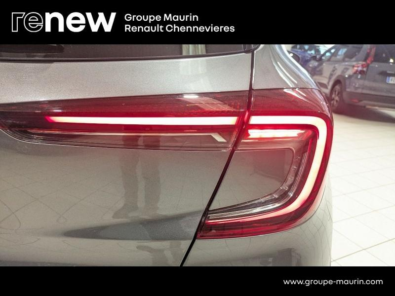 Photo 12 de l’annonce de RENAULT Captur d’occasion à vendre à CHENNEVIÈRES-SUR-MARNE