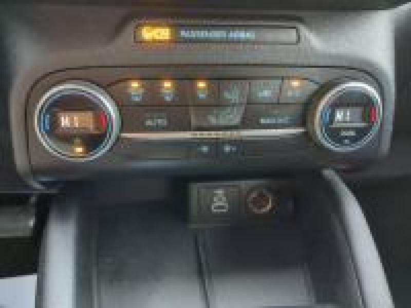 Photo 10 de l’annonce de FORD Kuga d’occasion à vendre à NÎMES