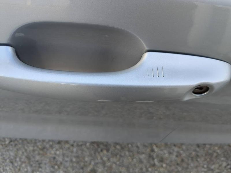 Photo 16 de l’annonce de FORD Focus d’occasion à vendre à ARLES