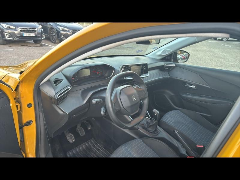 Photo 4 de l’annonce de PEUGEOT 208 d’occasion à vendre à CHAMBERY