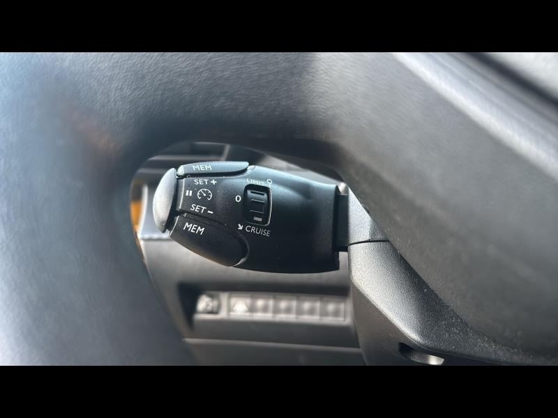 Photo 5 de l’annonce de PEUGEOT 208 d’occasion à vendre à CHAMBERY