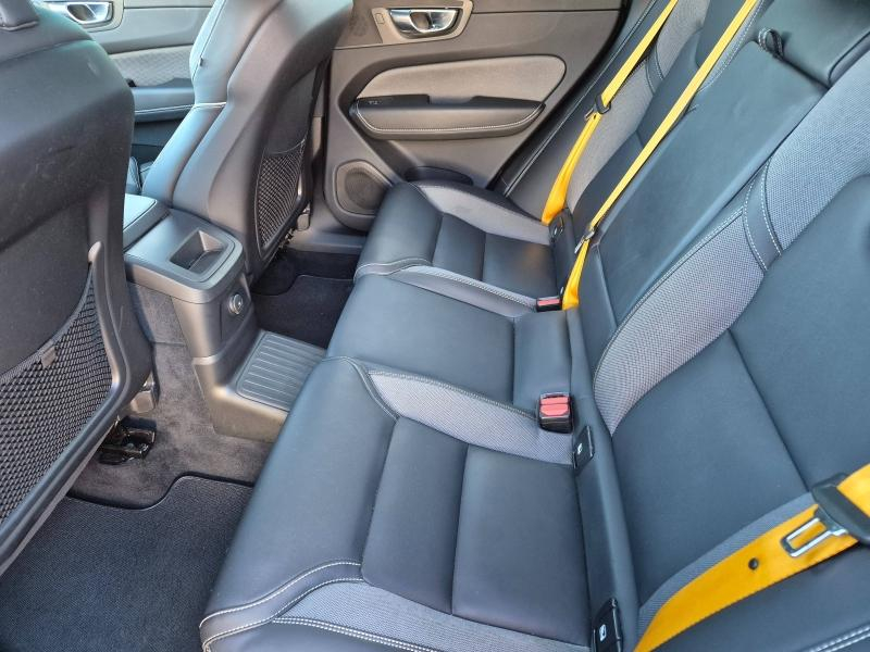 Photo 6 de l’annonce de VOLVO XC60 d’occasion à vendre à AVIGNON