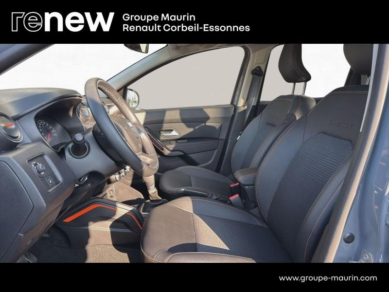 Photo 12 de l’annonce de DACIA Duster d’occasion à vendre à CORBEIL-ESSONNES