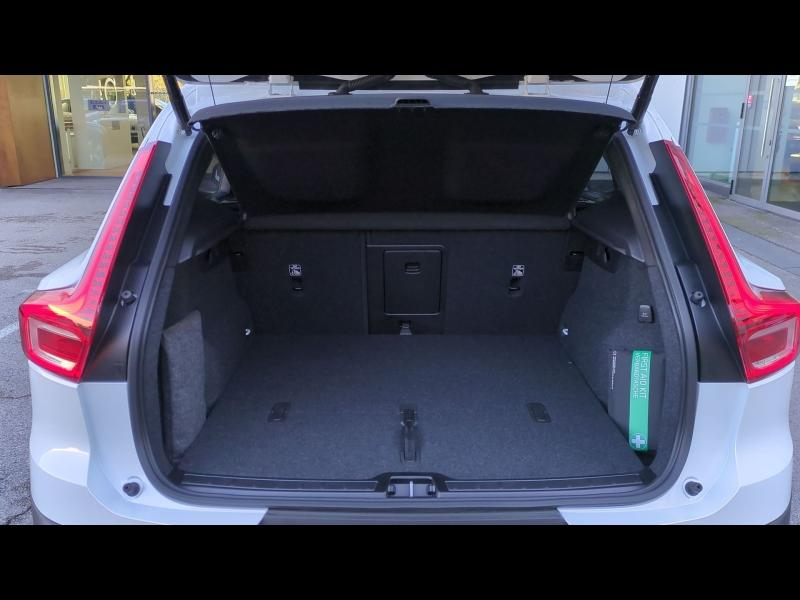 Photo 9 de l’annonce de VOLVO XC40 d’occasion à vendre à AIX-EN-PROVENCE