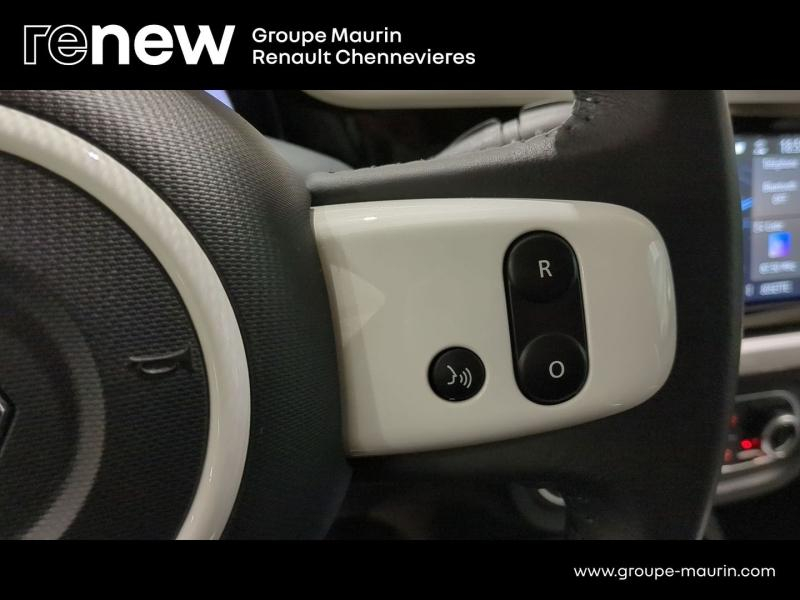 Photo 15 de l’annonce de RENAULT Twingo d’occasion à vendre à CHENNEVIÈRES-SUR-MARNE