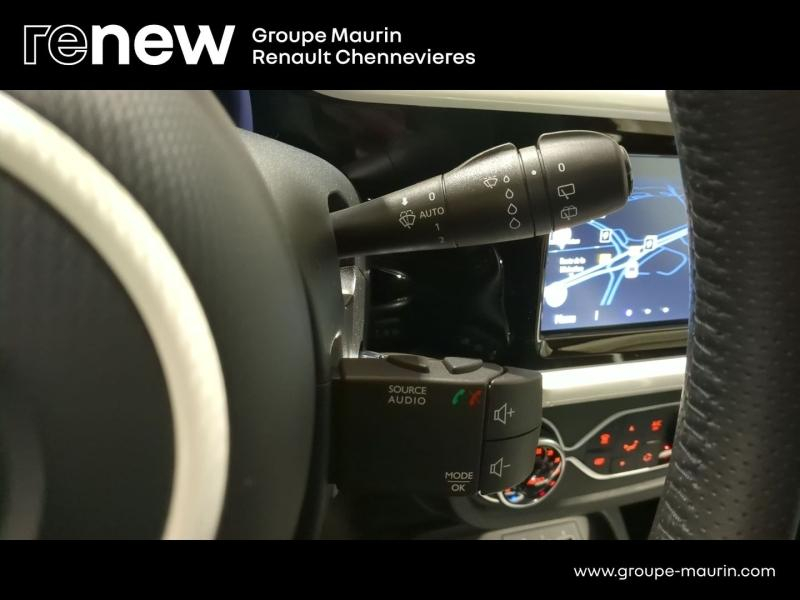 Photo 18 de l’annonce de RENAULT Twingo d’occasion à vendre à CHENNEVIÈRES-SUR-MARNE