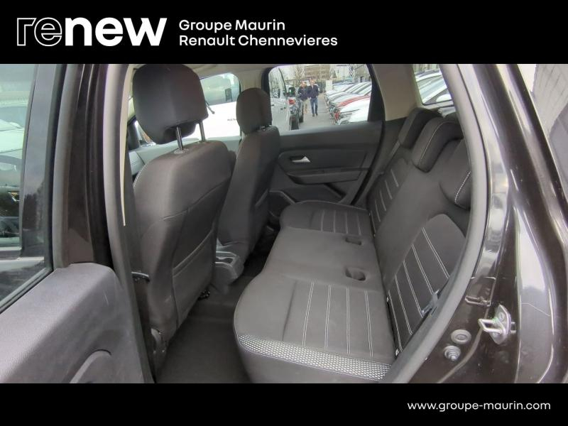 Photo 10 de l’annonce de DACIA Duster d’occasion à vendre à CHENNEVIÈRES-SUR-MARNE