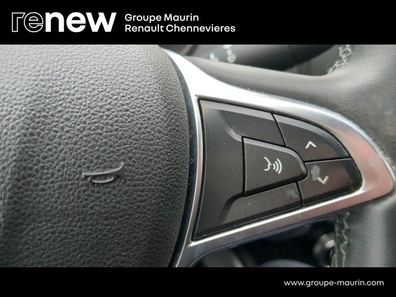 Photo 15 de l’annonce de DACIA Duster d’occasion à vendre à CHENNEVIÈRES-SUR-MARNE