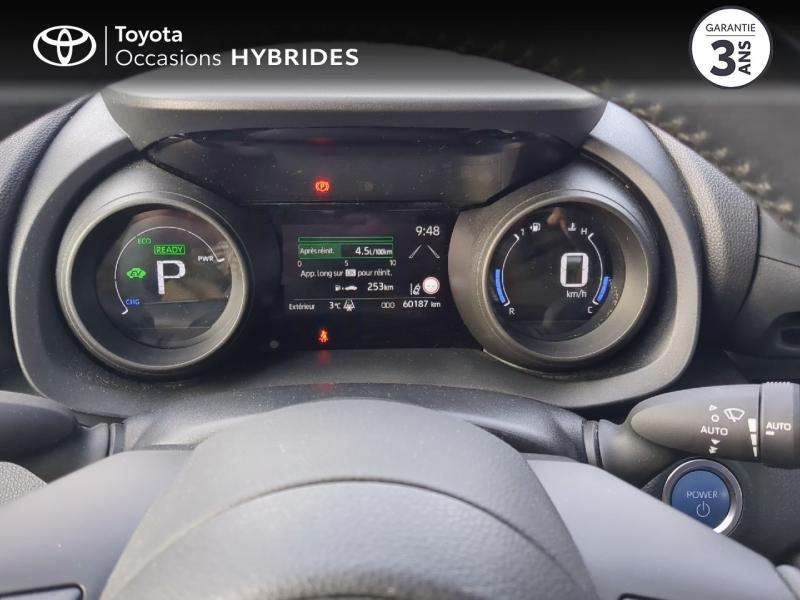 Photo 14 de l’annonce de TOYOTA Yaris d’occasion à vendre à ARLES