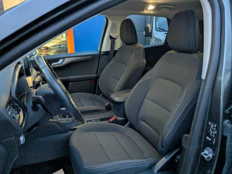 Photo 17 de l’annonce de FORD Kuga d’occasion à vendre à LA VALETTE