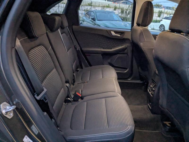 Photo 19 de l’annonce de FORD Kuga d’occasion à vendre à LA VALETTE