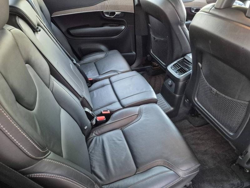 Photo 16 de l’annonce de VOLVO XC90 d’occasion à vendre à AVIGNON