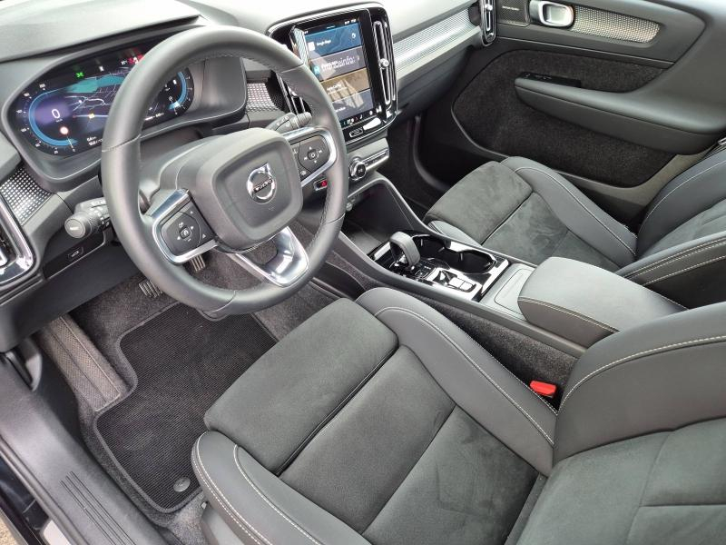 Photo 5 de l’annonce de VOLVO XC40 d’occasion à vendre à AVIGNON