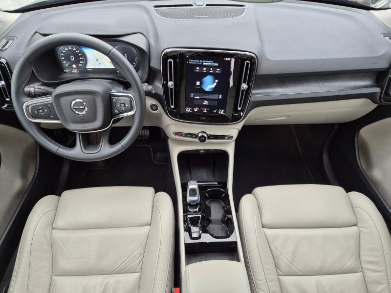 Photo 4 de l’annonce de VOLVO XC40 d’occasion à vendre à AVIGNON