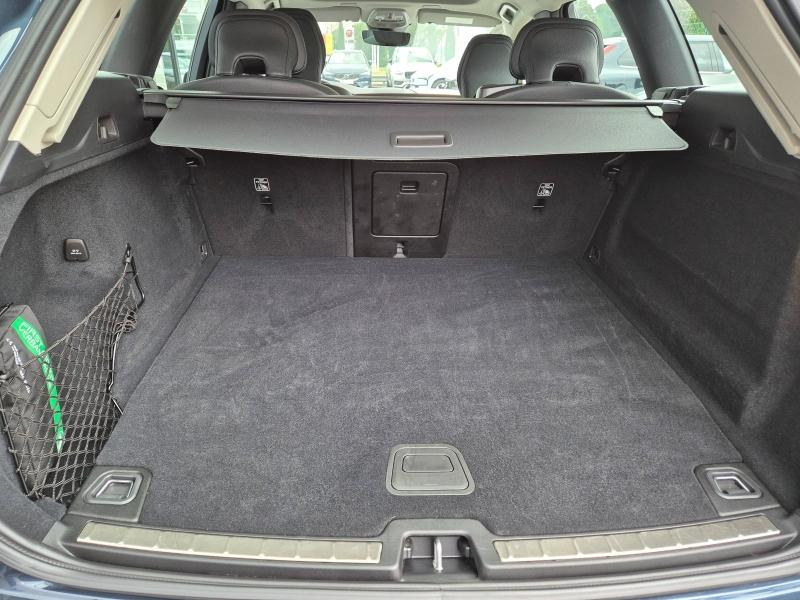 Photo 8 de l’annonce de VOLVO XC60 d’occasion à vendre à AVIGNON