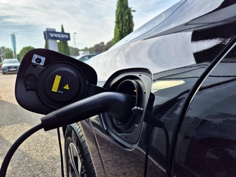 Photo 9 de l’annonce de VOLVO XC60 d’occasion à vendre à AVIGNON