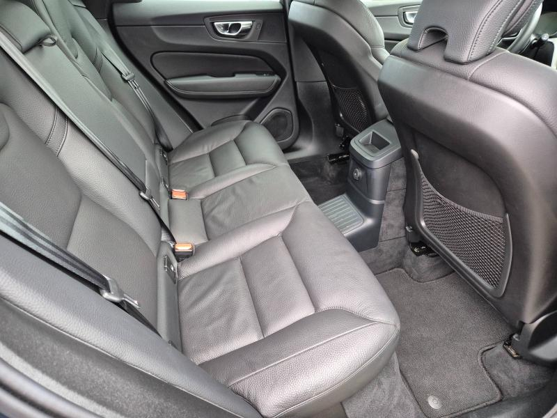 Photo 14 de l’annonce de VOLVO XC60 d’occasion à vendre à AVIGNON