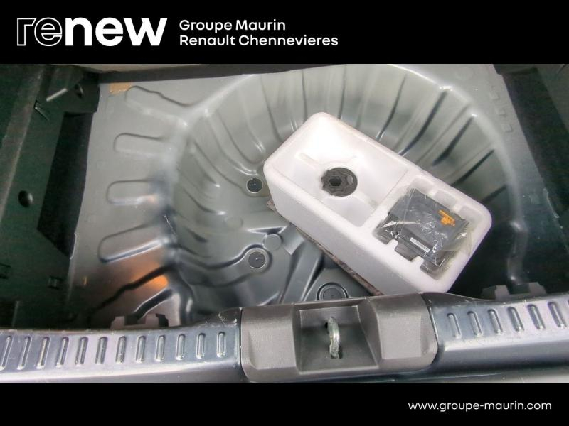 Photo 13 de l’annonce de DACIA Sandero d’occasion à vendre à CHENNEVIÈRES-SUR-MARNE