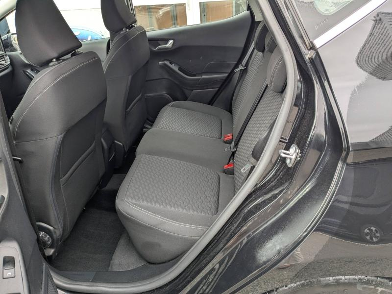 Photo 12 de l’annonce de FORD Fiesta d’occasion à vendre à DRAGUIGNAN