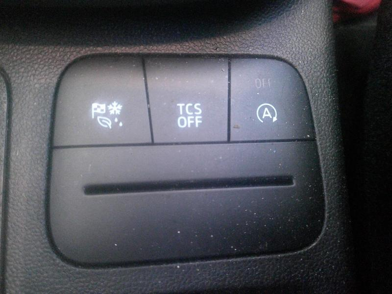 Photo 13 de l’annonce de FORD Fiesta d’occasion à vendre à PERPIGNAN