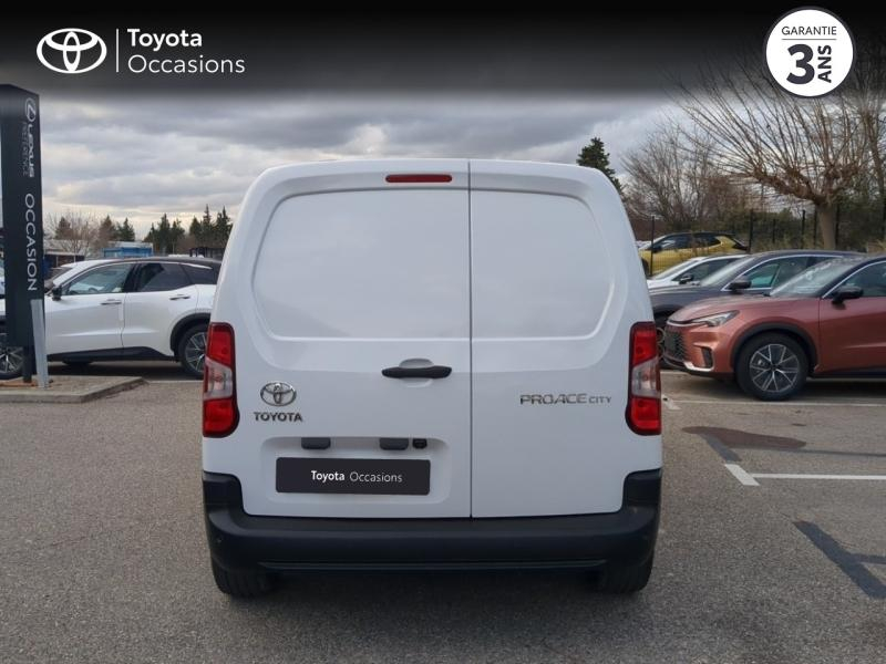 Photo 4 de l’annonce de TOYOTA ProAce City Verso d’occasion à vendre à MONTFAVET