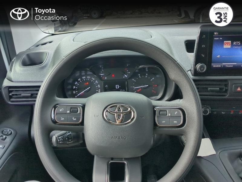 Photo 9 de l’annonce de TOYOTA ProAce City Verso d’occasion à vendre à MONTFAVET