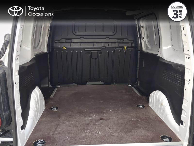 Photo 10 de l’annonce de TOYOTA ProAce City Verso d’occasion à vendre à MONTFAVET