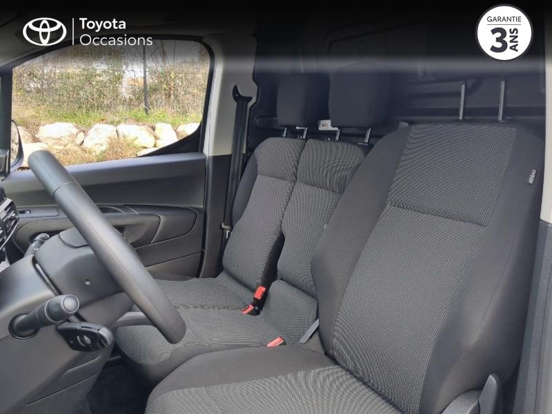 Photo 11 de l’annonce de TOYOTA ProAce City Verso d’occasion à vendre à MONTFAVET