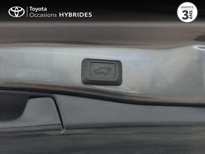 Photo 20 de l’annonce de TOYOTA RAV4 d’occasion à vendre à ARLES