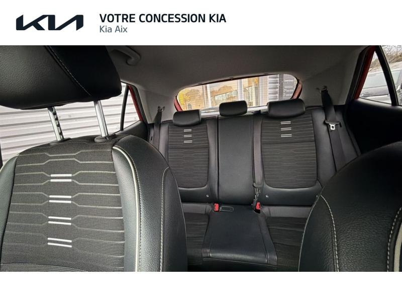 Photo 13 de l’annonce de KIA Stonic d’occasion à vendre à AIX-EN-PROVENCE