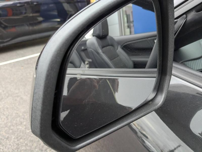 Photo 8 de l’annonce de FORD Mustang Convertible d’occasion à vendre à LA VALETTE