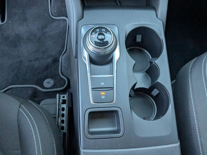 Photo 14 de l’annonce de FORD Kuga d’occasion à vendre à LA VALETTE