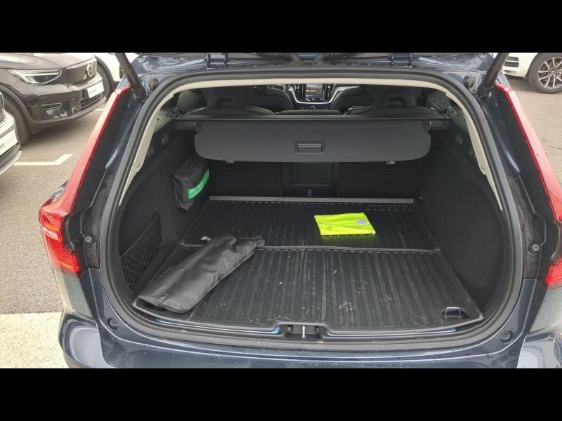 Photo 7 de l’annonce de VOLVO V60 d’occasion à vendre à TOULON