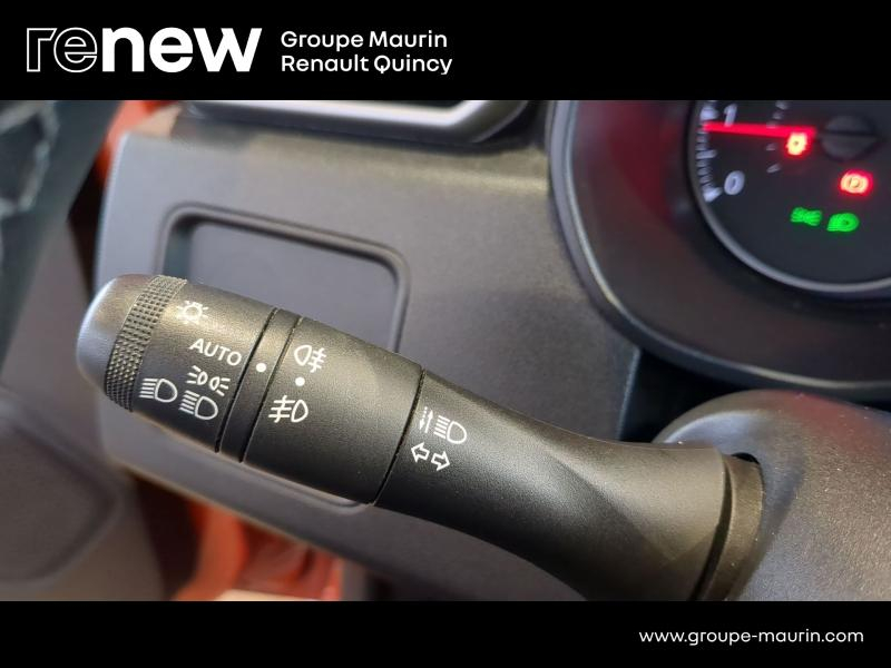 Photo 18 de l’annonce de DACIA Duster d’occasion à vendre à QUINCY-SOUS-SÉNART