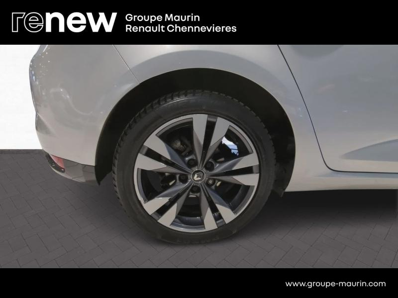 Photo 12 de l’annonce de RENAULT Megane d’occasion à vendre à CHENNEVIÈRES-SUR-MARNE