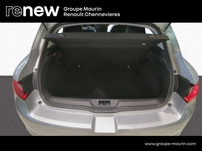 Photo 14 de l’annonce de RENAULT Megane d’occasion à vendre à CHENNEVIÈRES-SUR-MARNE