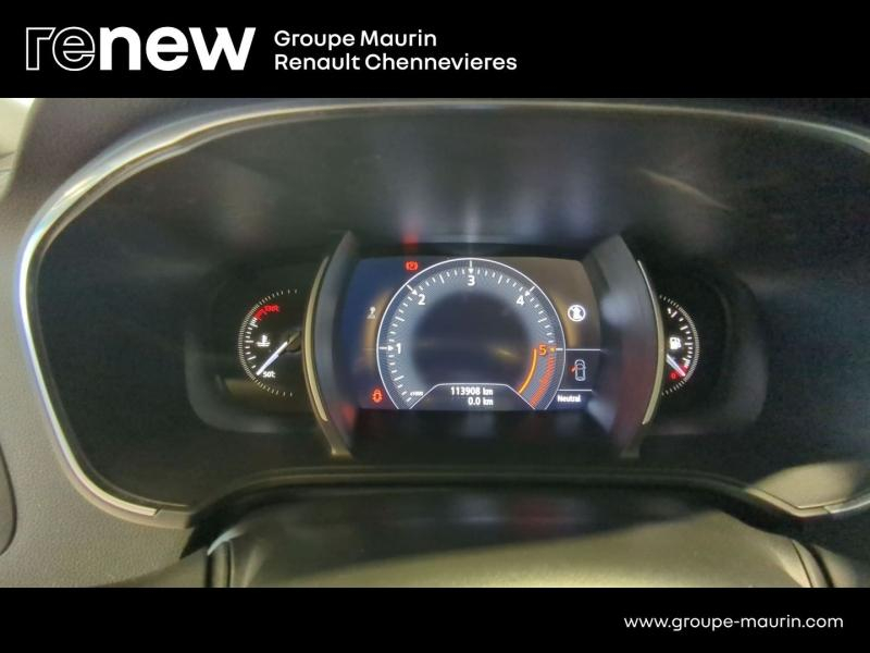 Photo 18 de l’annonce de RENAULT Megane d’occasion à vendre à CHENNEVIÈRES-SUR-MARNE