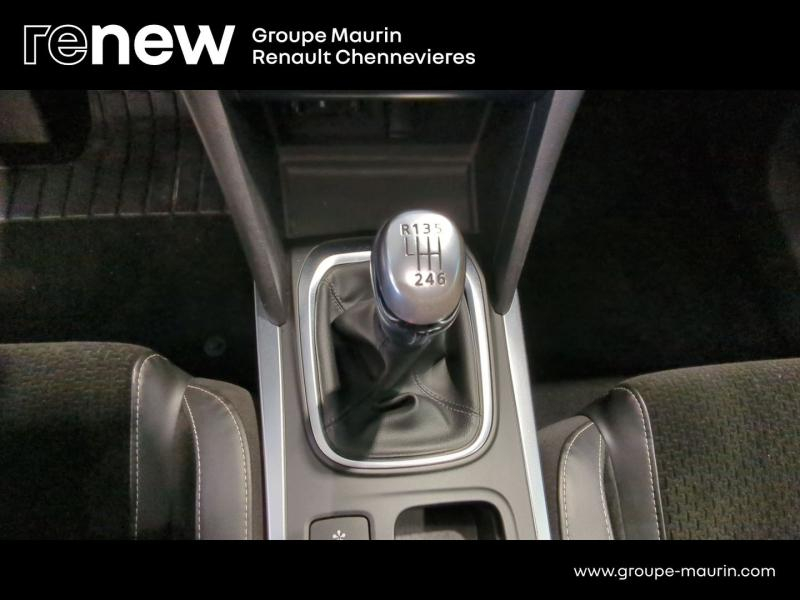 Photo 20 de l’annonce de RENAULT Megane d’occasion à vendre à CHENNEVIÈRES-SUR-MARNE