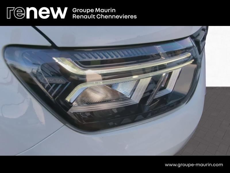 Photo 13 de l’annonce de DACIA Duster d’occasion à vendre à CHENNEVIÈRES-SUR-MARNE