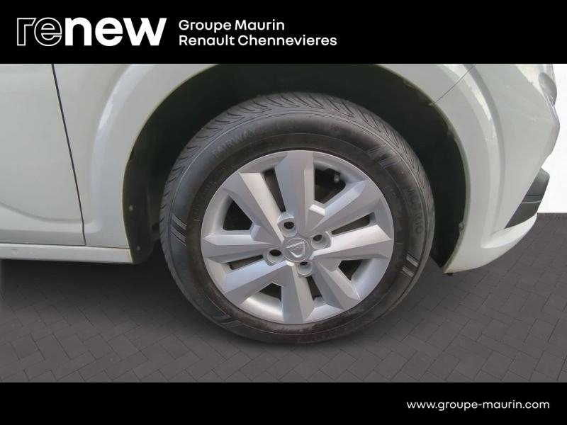 Photo 12 de l’annonce de DACIA Sandero d’occasion à vendre à CHENNEVIÈRES-SUR-MARNE