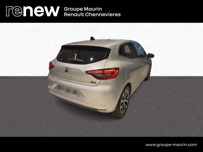 Photo 5 de l’annonce de RENAULT Clio d’occasion à vendre à CHENNEVIÈRES-SUR-MARNE