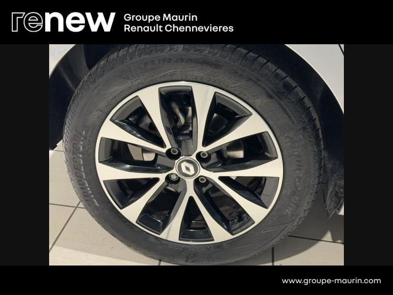 Photo 13 de l’annonce de RENAULT Clio d’occasion à vendre à CHENNEVIÈRES-SUR-MARNE