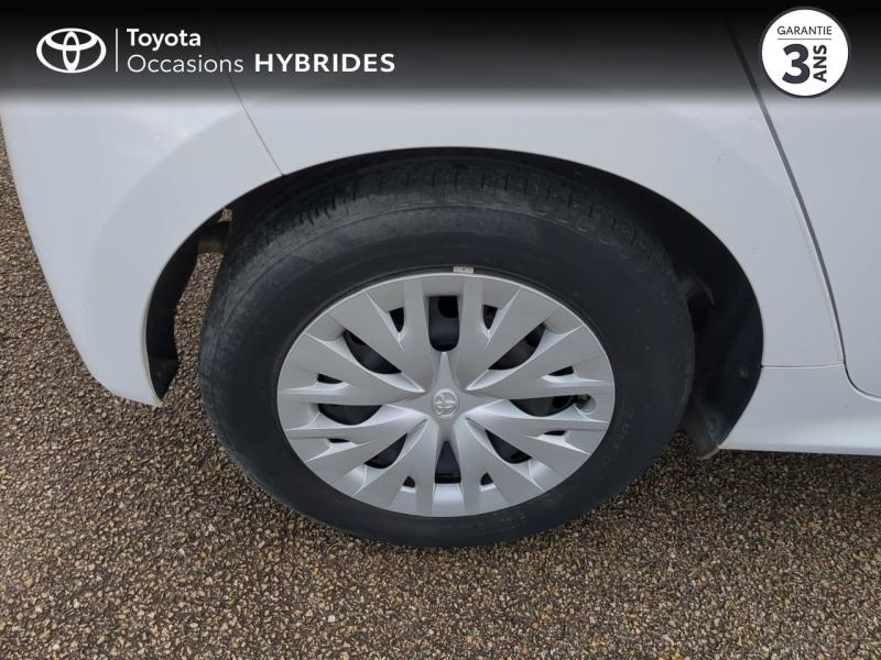 Photo 16 de l’annonce de TOYOTA Yaris d’occasion à vendre à NÎMES