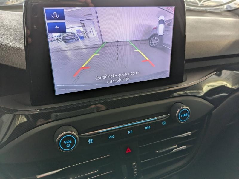 Photo 19 de l’annonce de FORD Focus d’occasion à vendre à MANOSQUE