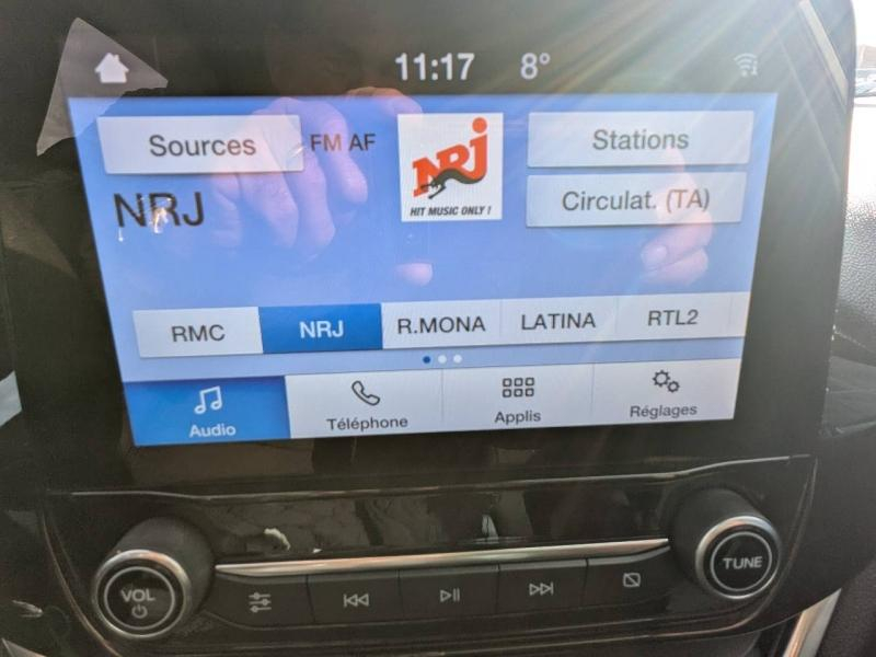 Photo 17 de l’annonce de FORD Fiesta d’occasion à vendre à FRÉJUS