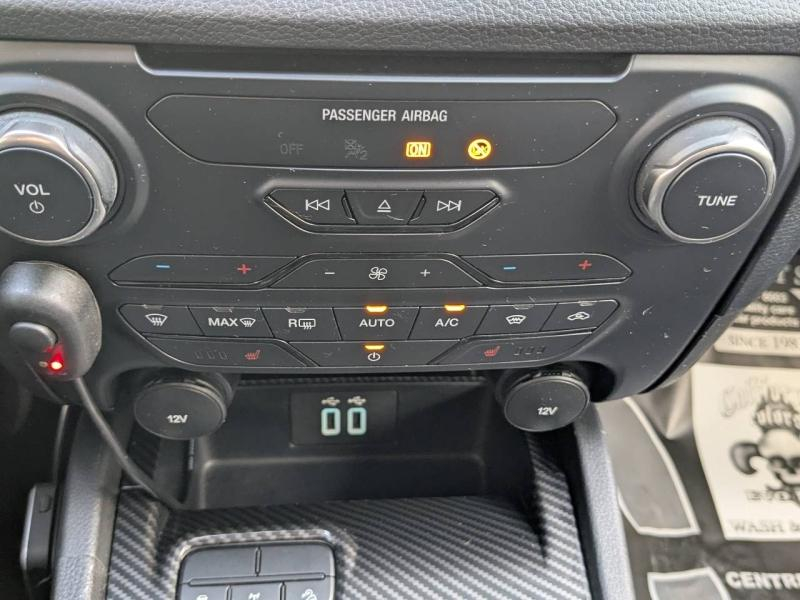 Photo 19 de l’annonce de FORD Ranger VUL d’occasion à vendre à FRÉJUS