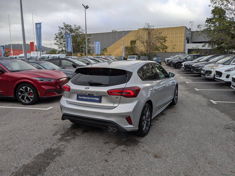 Photo 5 de l’annonce de FORD Focus d’occasion à vendre à TOULON
