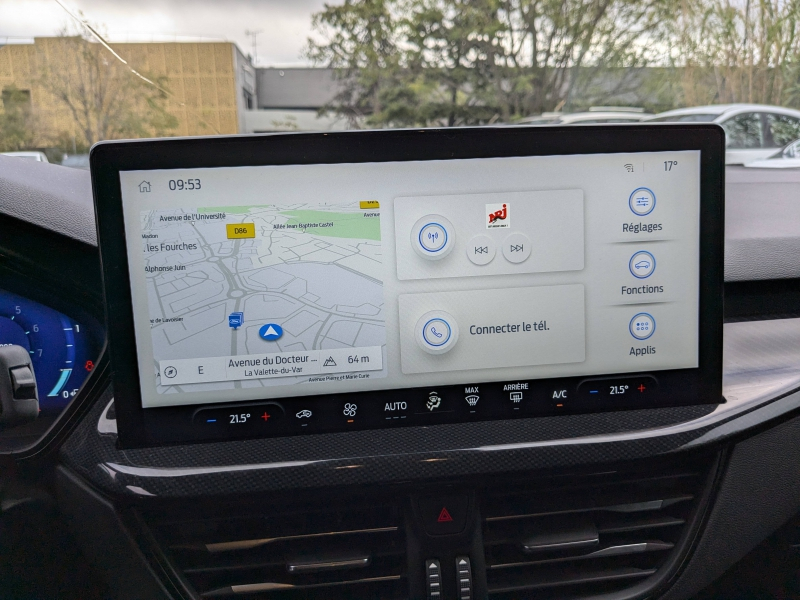 Photo 14 de l’annonce de FORD Focus d’occasion à vendre à TOULON